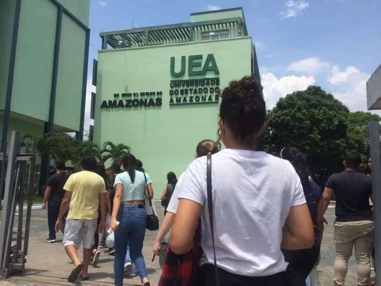 UEA revela data de resultados do SIS e vestibular e edital de matrícula