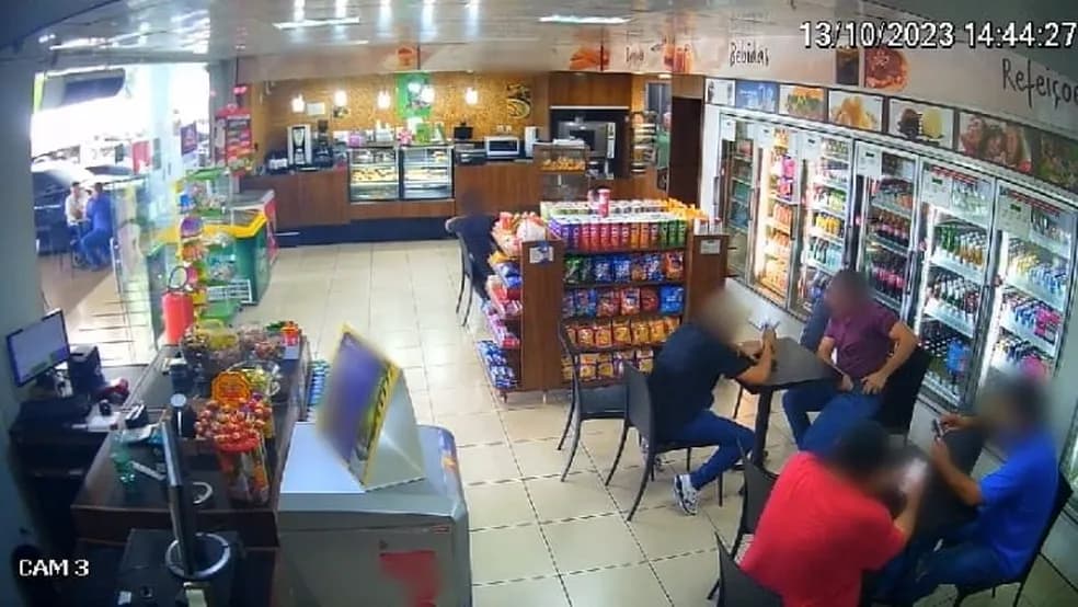 VÍDEO: Homem morre esfaqueado após discussão em posto de combustível, em Palmas