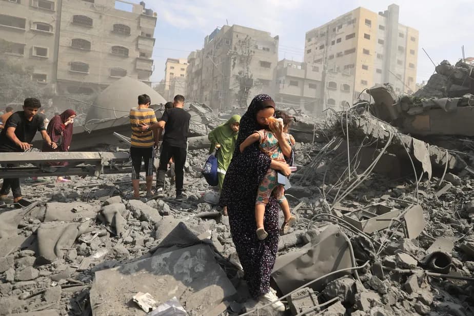 Crianças com câncer são retiradas de Gaza