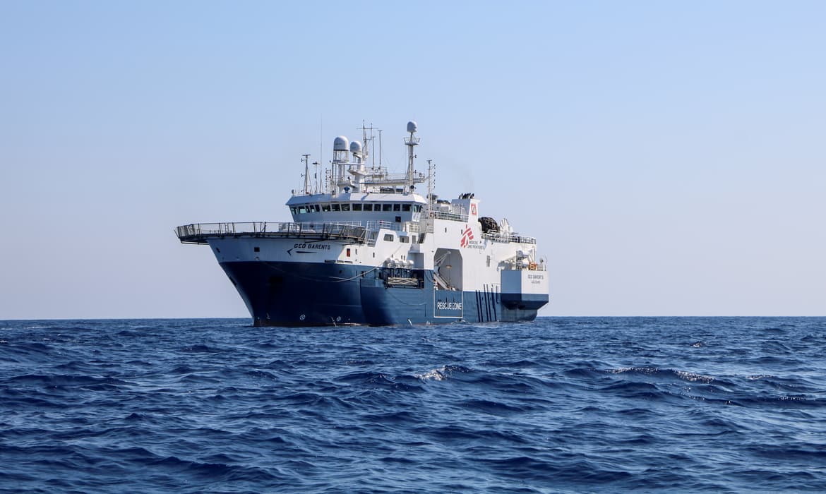 Itália envia navio-hospitalar à costa da Faixa de Gaza