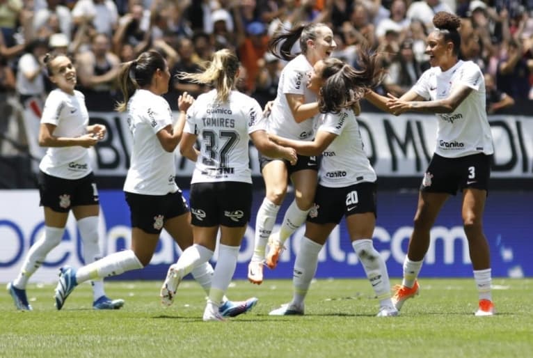 Paulistão feminino: Corinthians goleia por 8×0 Palmeiras