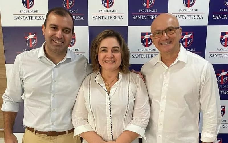 Coronel Menezes conversa com líderes do Novo e cogita ingressar no partido