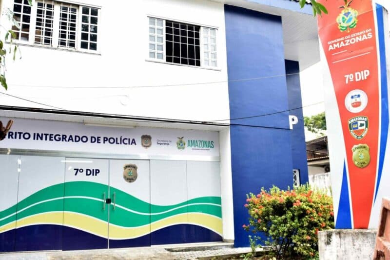 Homem é preso por roubo e tentativa de homicídio contra o próprio irmão em Manaus