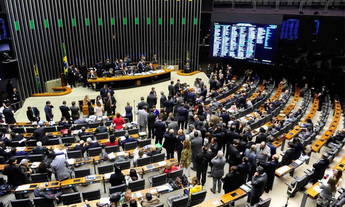 Oposição na Câmara acredita que PEC do STF só será analisada em 2024