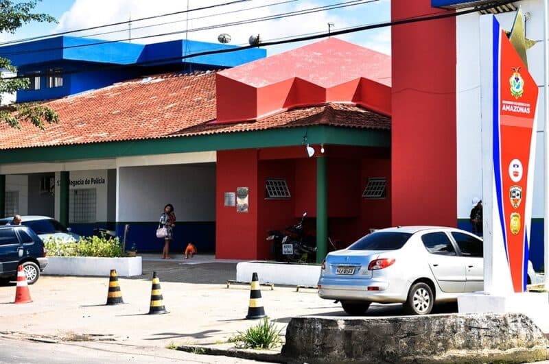 Homem é preso ao tentar incendiar casa e agredir mulher em Manaus