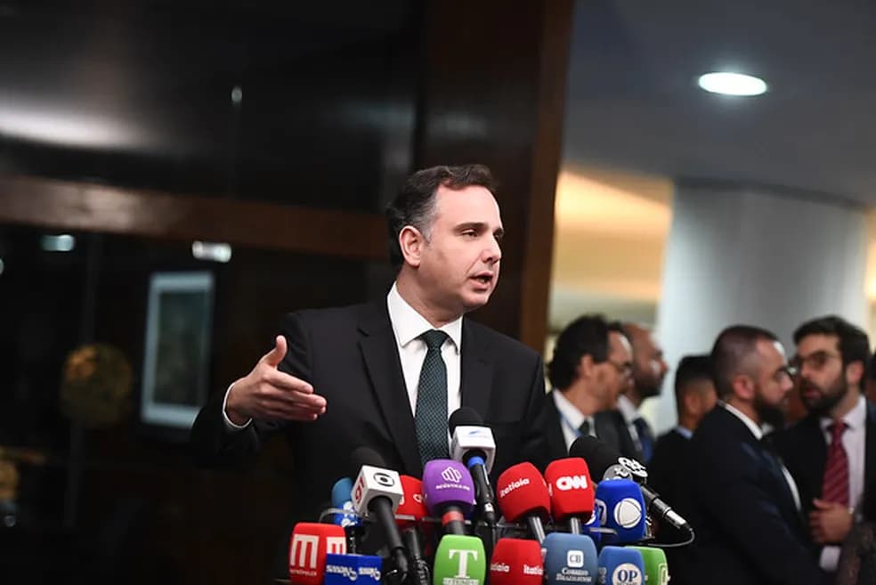 “Não é retaliação”, diz Pacheco sobre PEC que limita decisões do STF