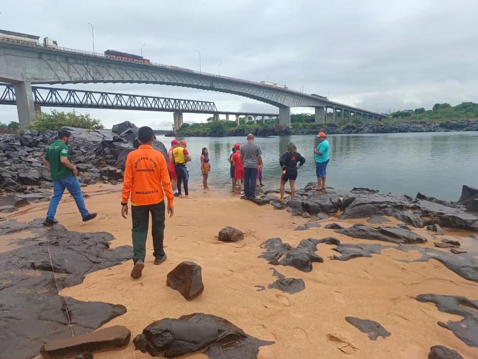 Duas crianças desaparecem no rio Tocantins e bombeiros fazem buscas