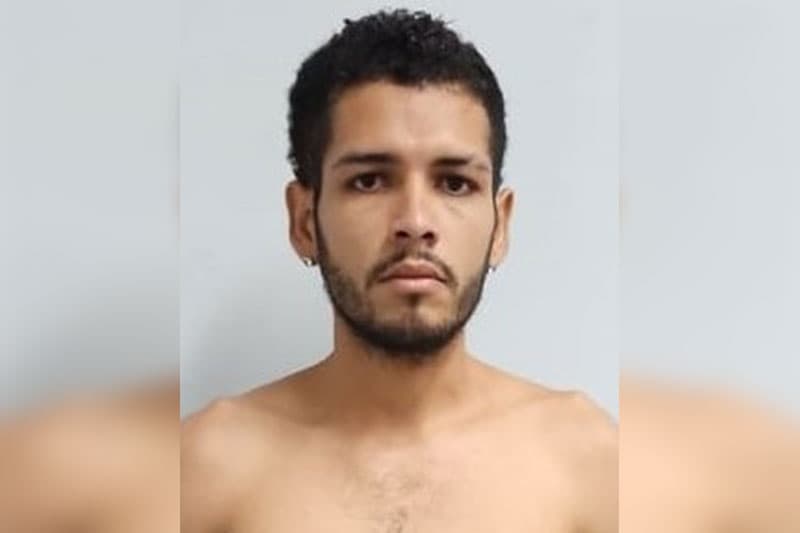 Homem é procurado por roubo a motorista de aplicativo em Manaus