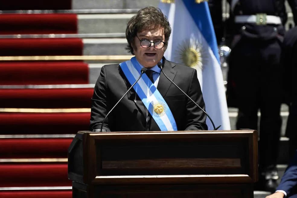 Argentina: Governo Milei suspende benefícios sociais de mais de 27 mil pessoas