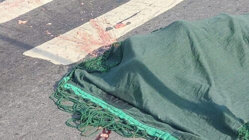 Homem morre após ter cabeça esmagada por carreta em avenida de Manaus