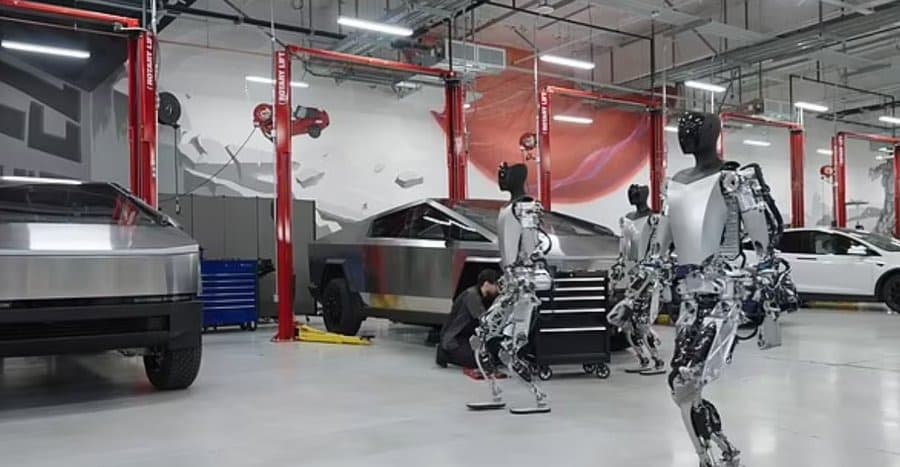 Relatório da Tesla aponta que robô prendeu e machucou engenheiro dentro da fábrica