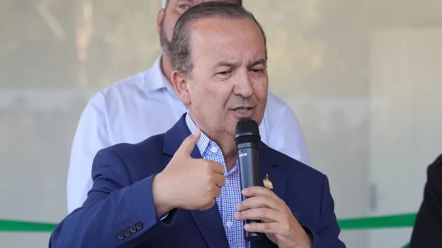 Governador de Santa Catarina nomeia o filho para Casa Civil