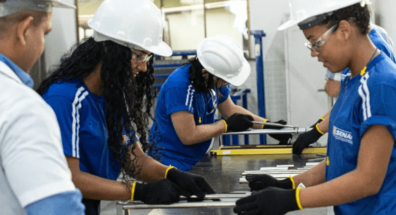 Senai oferta mais de 4 mil vagas para cursos gratuitos em Manaus