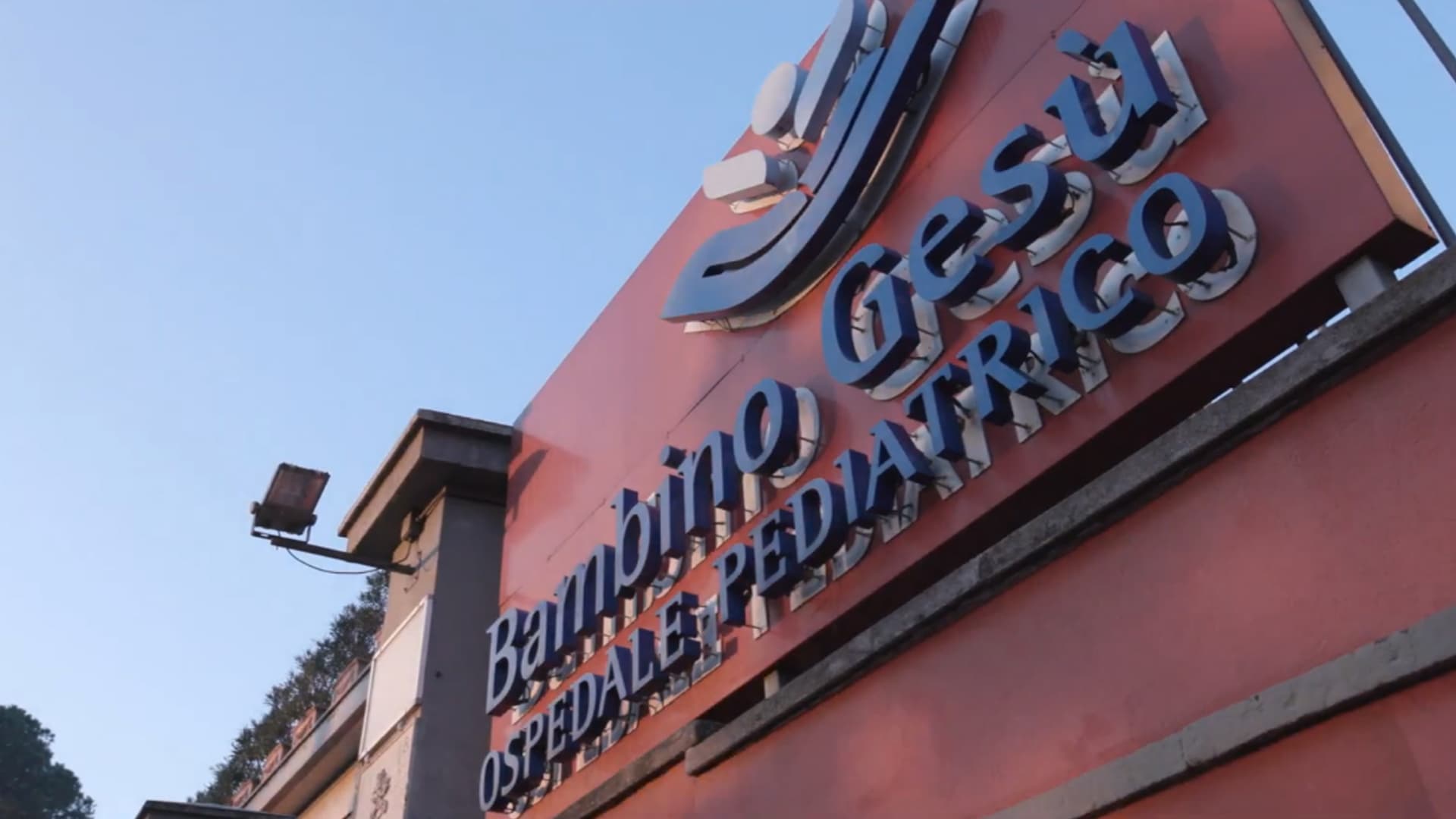 “Saímos do inferno”, dizem crianças palestinas recebidas na Itália