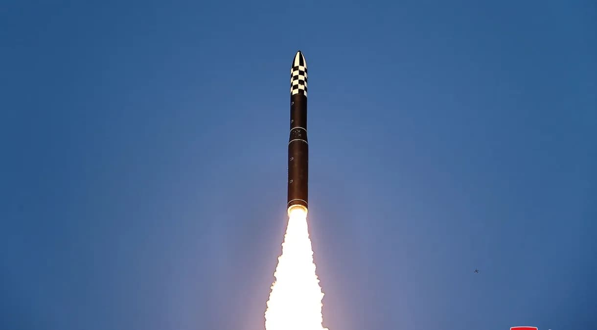 Coreia do Norte dispara vários mísseis de cruzeiro, diz Coreia do Sul