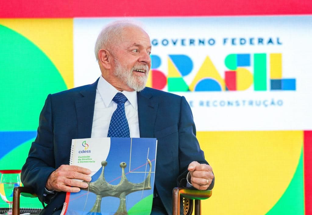 Lula sanciona LDO 2024 com veto a calendário de emendas