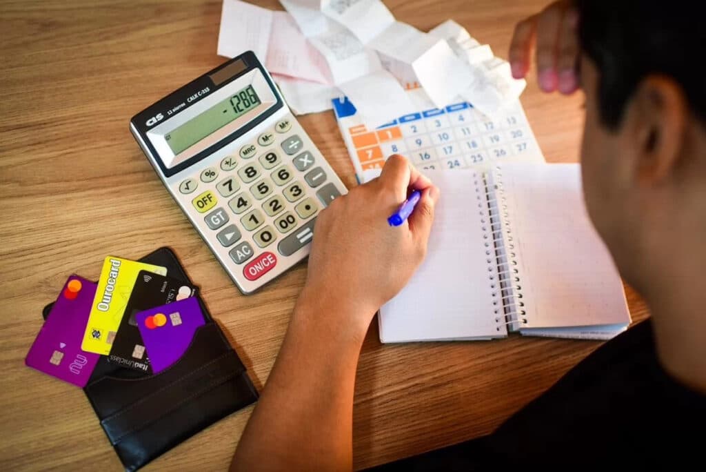 Reciclar pode render cashback em contas de energia e água, sugere proposta