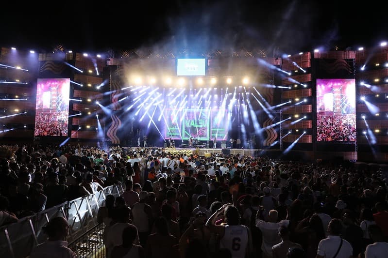 Prefeitura divulga programação completa do Réveillon Manaus 2025