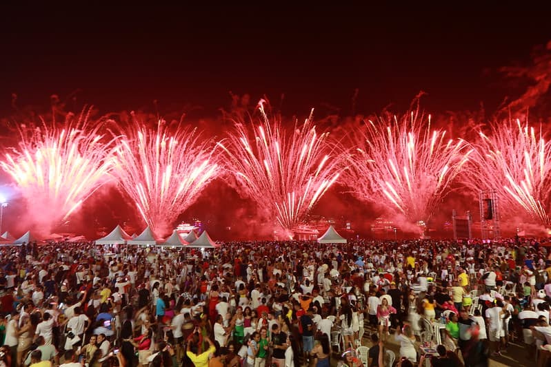 Réveillon em Manaus: Eventos na Ponta Negra e no Largo reúnem milhares de pessoas; veja fotos