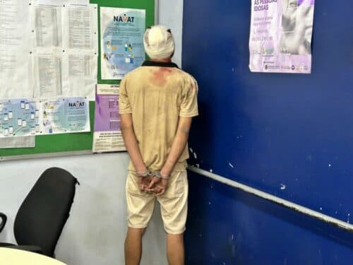 Homem é surpreendido por policiais e preso após tentar matar adolescente a tiros, em Manaus