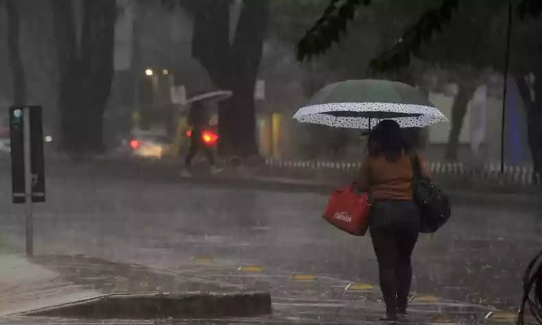 Em Minas Gerais, 621 municípios estão em alerta de chuvas intensas