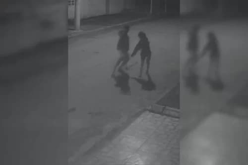 VÍDEO: Mulher tenta escapar, mas é alcançada por homem e morta a facadas, no DF