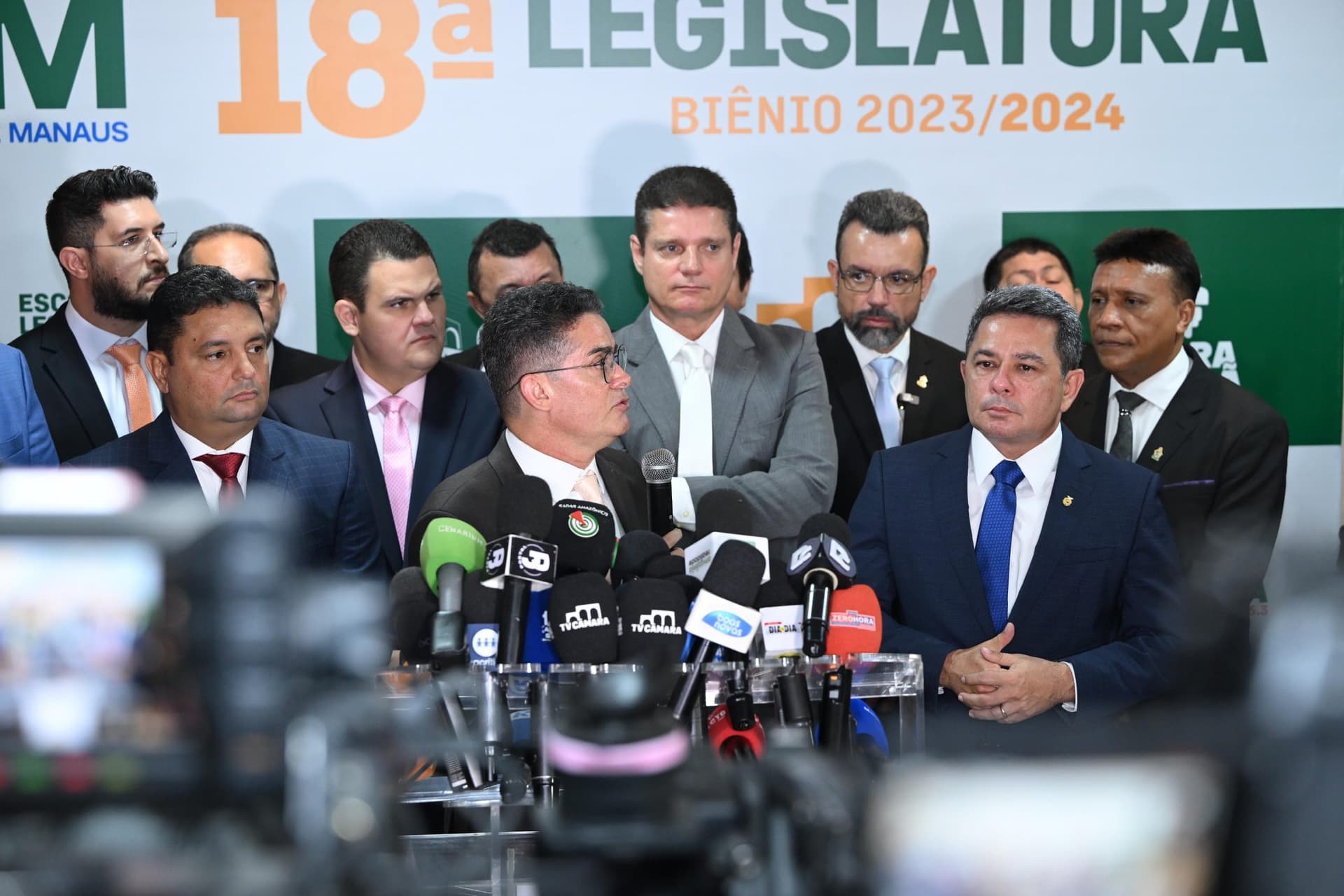 Durante coletiva, prefeito de Manaus afirma que a principal obra da gestão é cuidar das pessoas