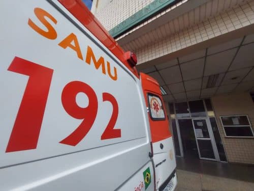 Suposto usuário de drogas é espancado e baleado em área de invasão, em Manaus