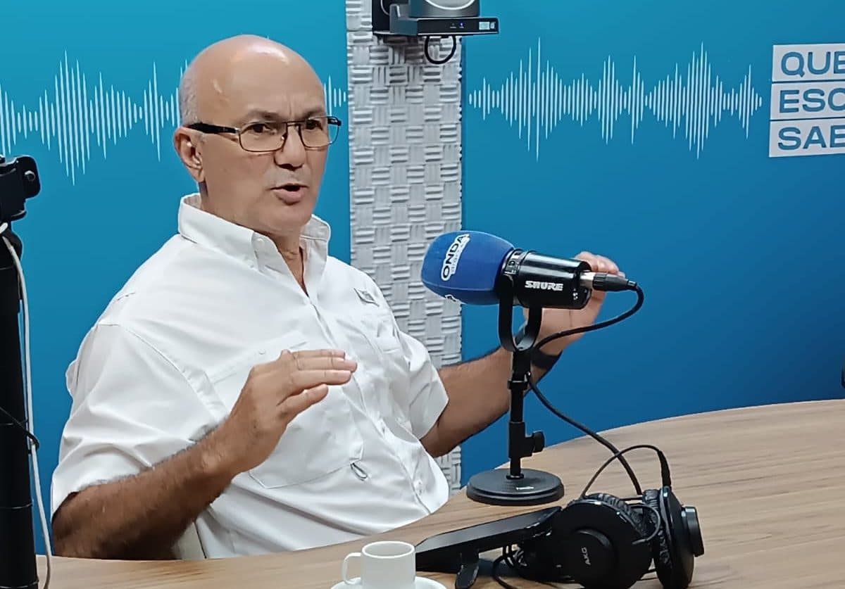 EXCLUSIVO: Menezes afirma que Javier Milei e Donald Trump poderão estar em ato de Bolsonaro