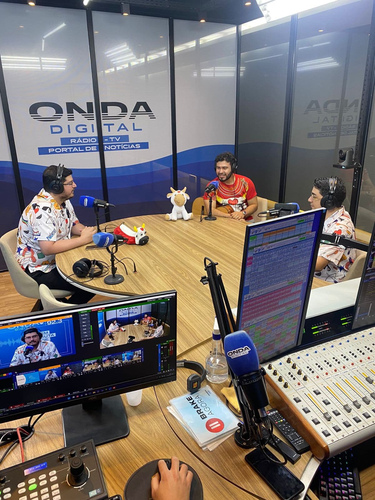“Na Onda da Toada”: novo programa exalta Festival Folclórico de Parintins