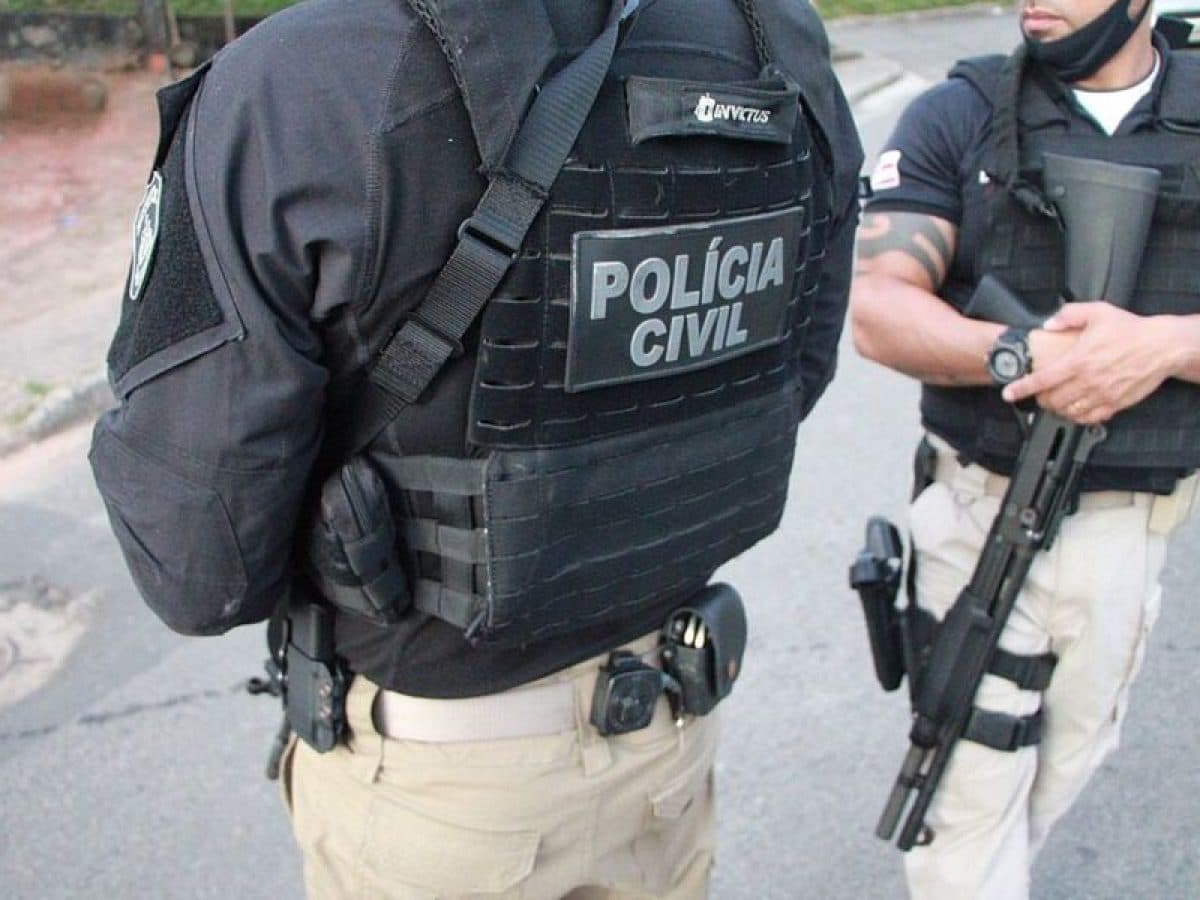 Jovem mata pai e fere mãe em Santa Catarina