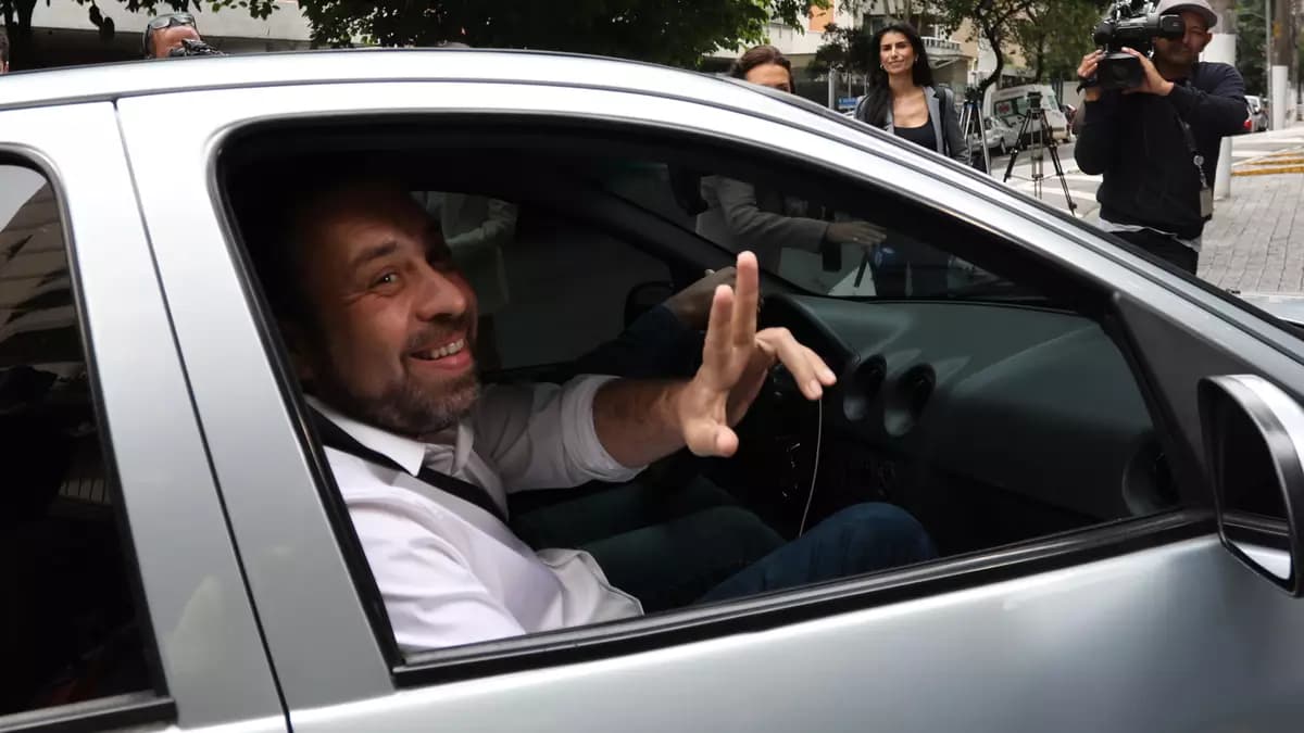 Boulos reforça esquema de segurança e trocará Celta por carro blindado em São Paulo