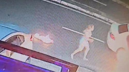 VÍDEOS: Mulher ateia fogo em namorado após receber foto dele com a ex, em Manaus