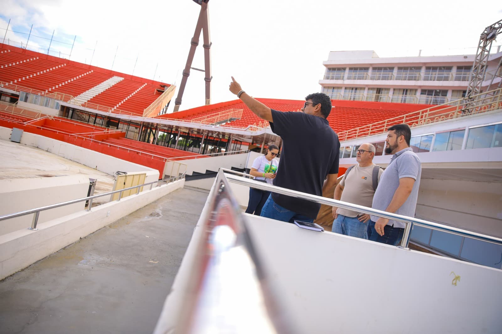 Visita técnica alinha detalhes para festa de lançamento do Festival de Parintins