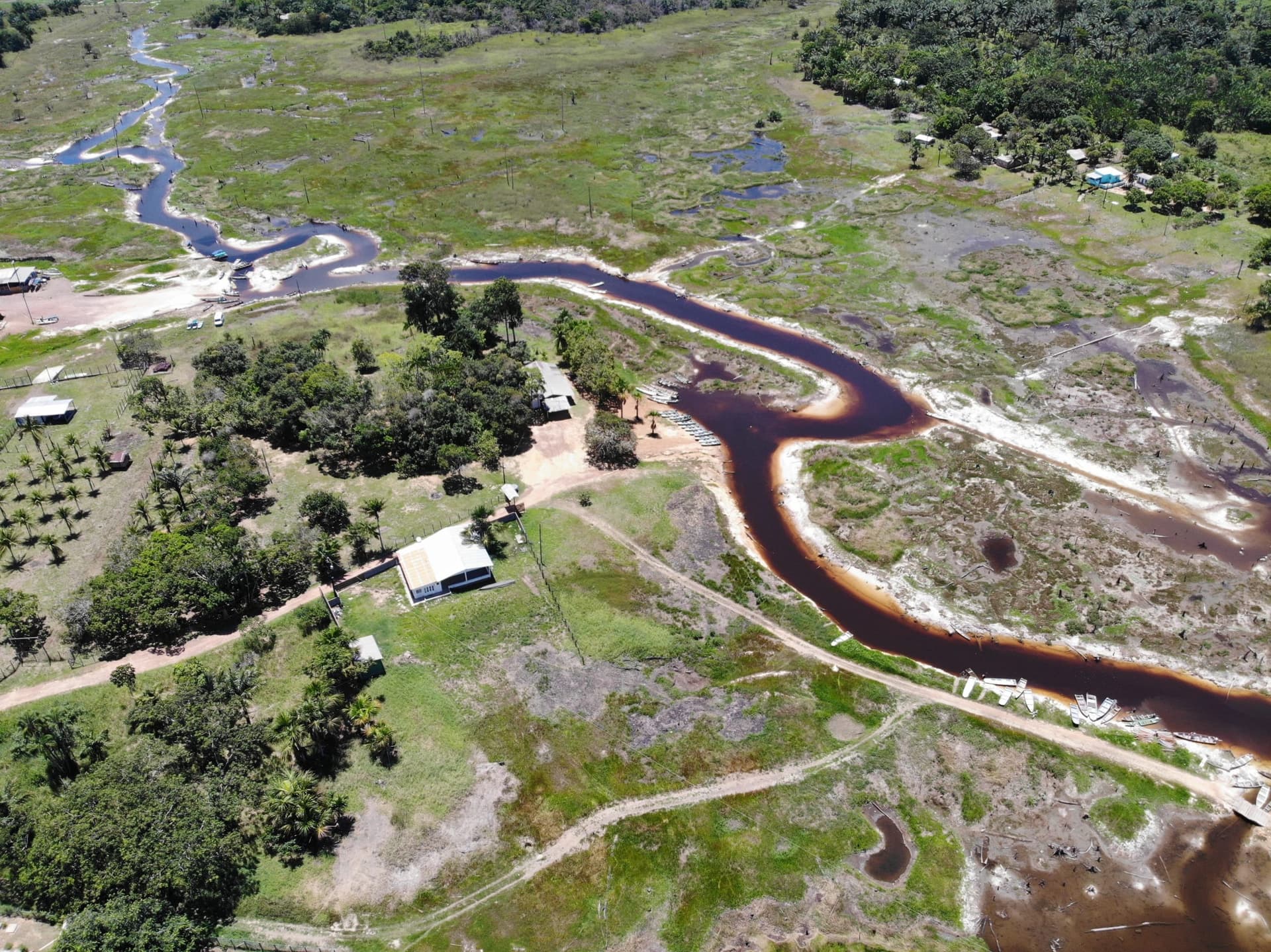 Seca no lago de Balbina prejudica comunidades em Presidente Figueiredo, no AM
