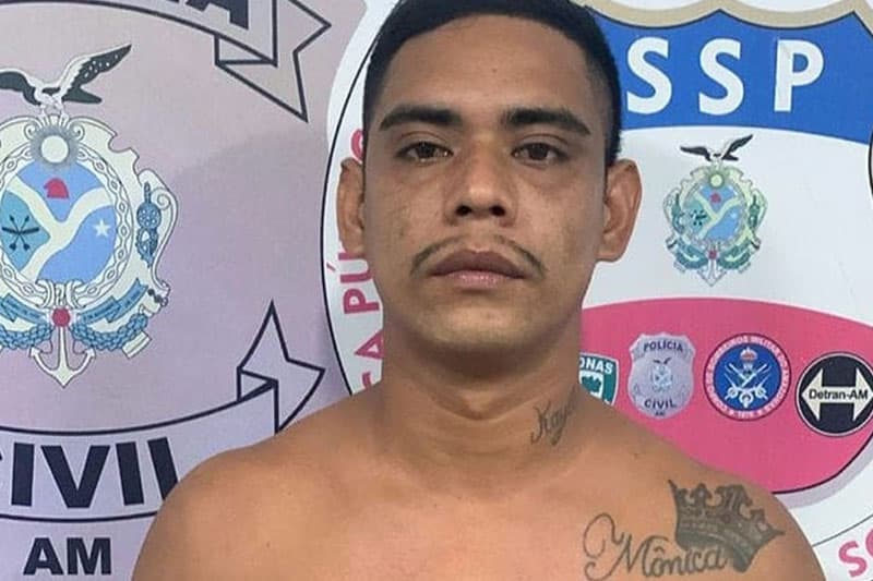 Vigilante é preso por vender drogas no pátio de escola municipal de Manacapuru