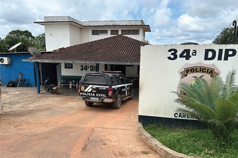 Casal é preso com maconha tipo skunk e cocaína em Careiro Castanho