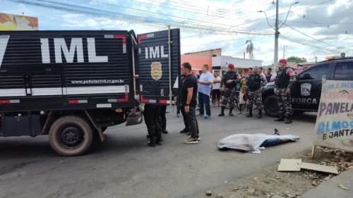 VÍDEO: Dono de bar mata cliente a tiros após confusão por suposto furto de celular, em RR