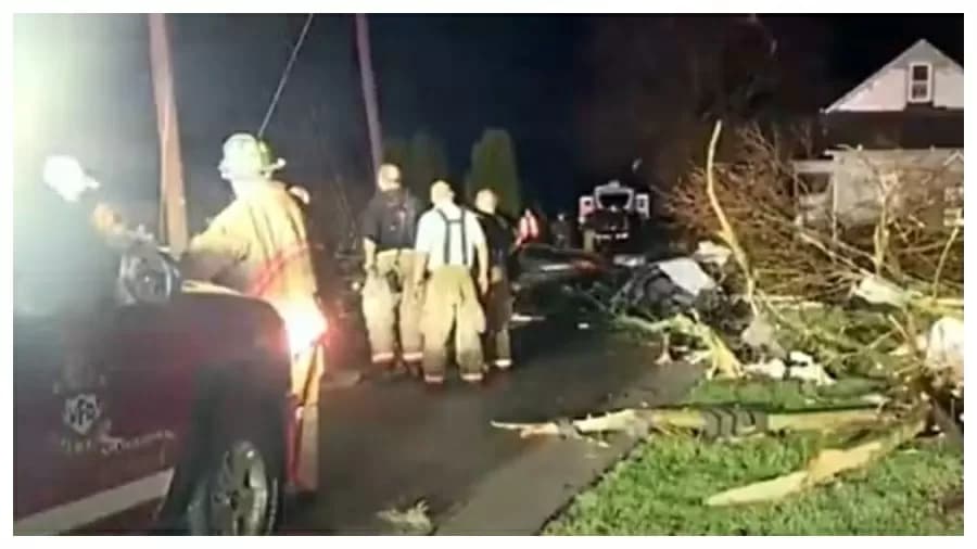 VÍDEO: Tornado mata três pessoas em parque de trailers, nos Estados Unidos