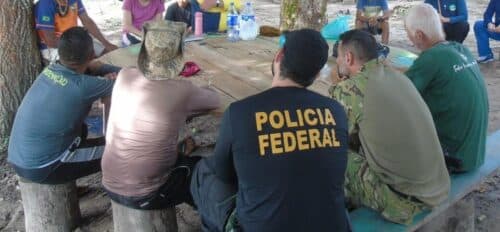 PF realiza missão em assistência à comunidade do Rio Abacaxis, no AM