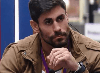 Ex-BBB Cara de Sapato processa Globo e pede R$ 50 mil; entenda