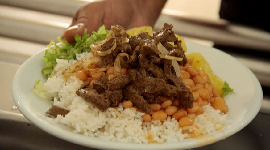 Insegurança alimentar grave ou moderada atinge 17,3% dos domicílios no AM, diz IBGE