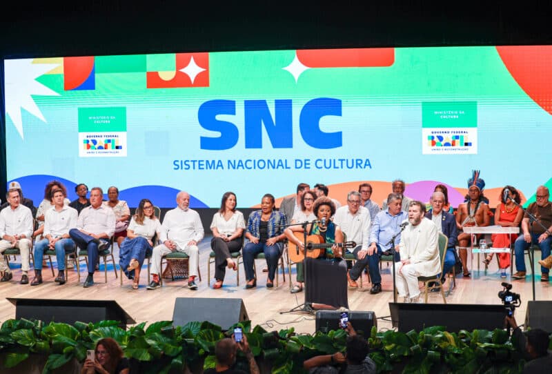 Lula sanciona o “SUS da Cultura” que define a gestão do setor para União, estados e municípios