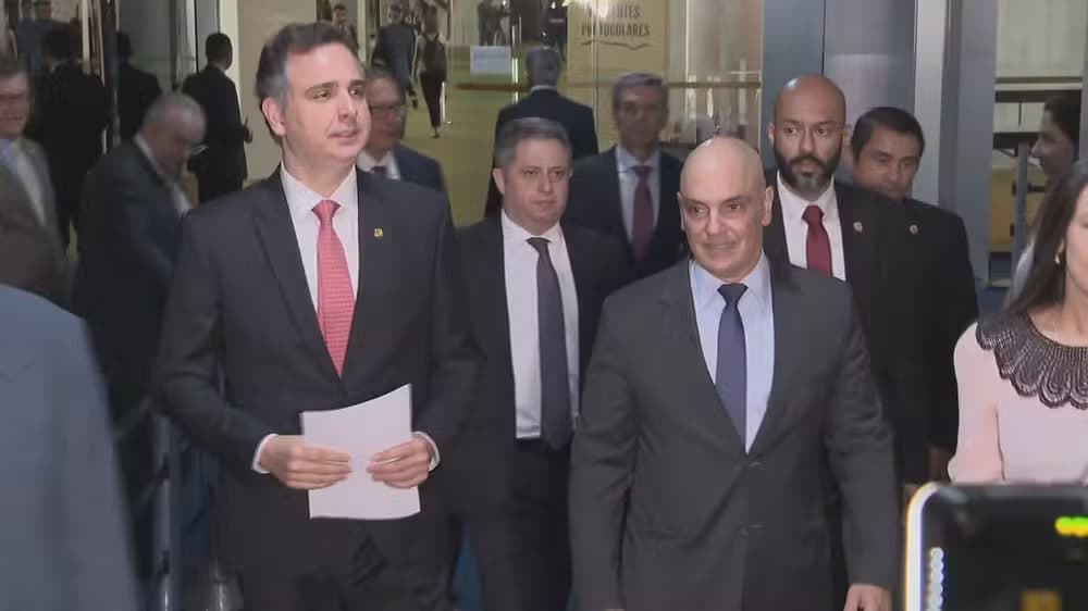 Moraes vai ao Senado e diz que antes das redes sociais, “éramos felizes e não sabíamos”