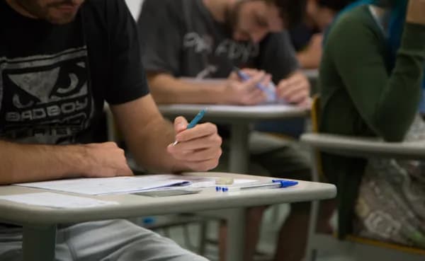 Horários do “Enem dos Concursos” são divulgados a um mês das provas