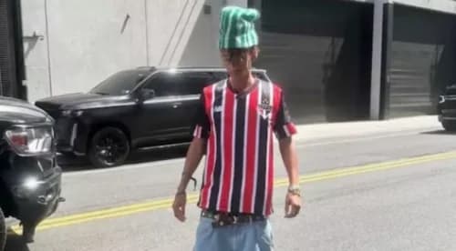 Jaden Smith, filho de Will Smith, veste camisa do São Paulo e provoca reações nas redes sociais