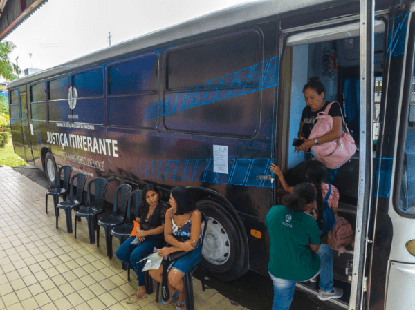 Quinta ação do TJAM oferta serviços jurídicos no bairro Chapada, em Manaus