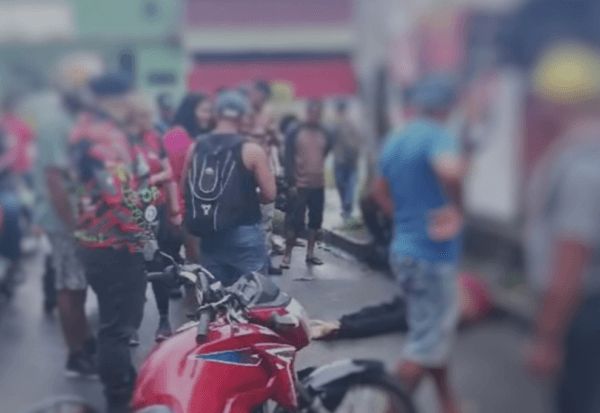 VÍDEO: Suspeito de assaltar banca de café é perseguido e atropelado em Manaus