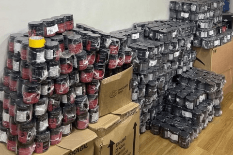 SP: quadrilha é presa por adulterar data de validade de suplementos alimentares