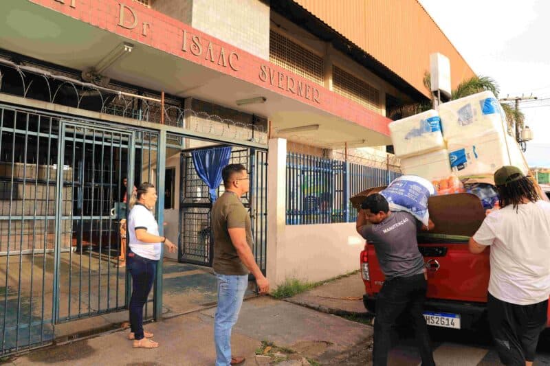 Amazonas pelo RS: Seduc abre 22 pontos de coletas para doação às vítimas